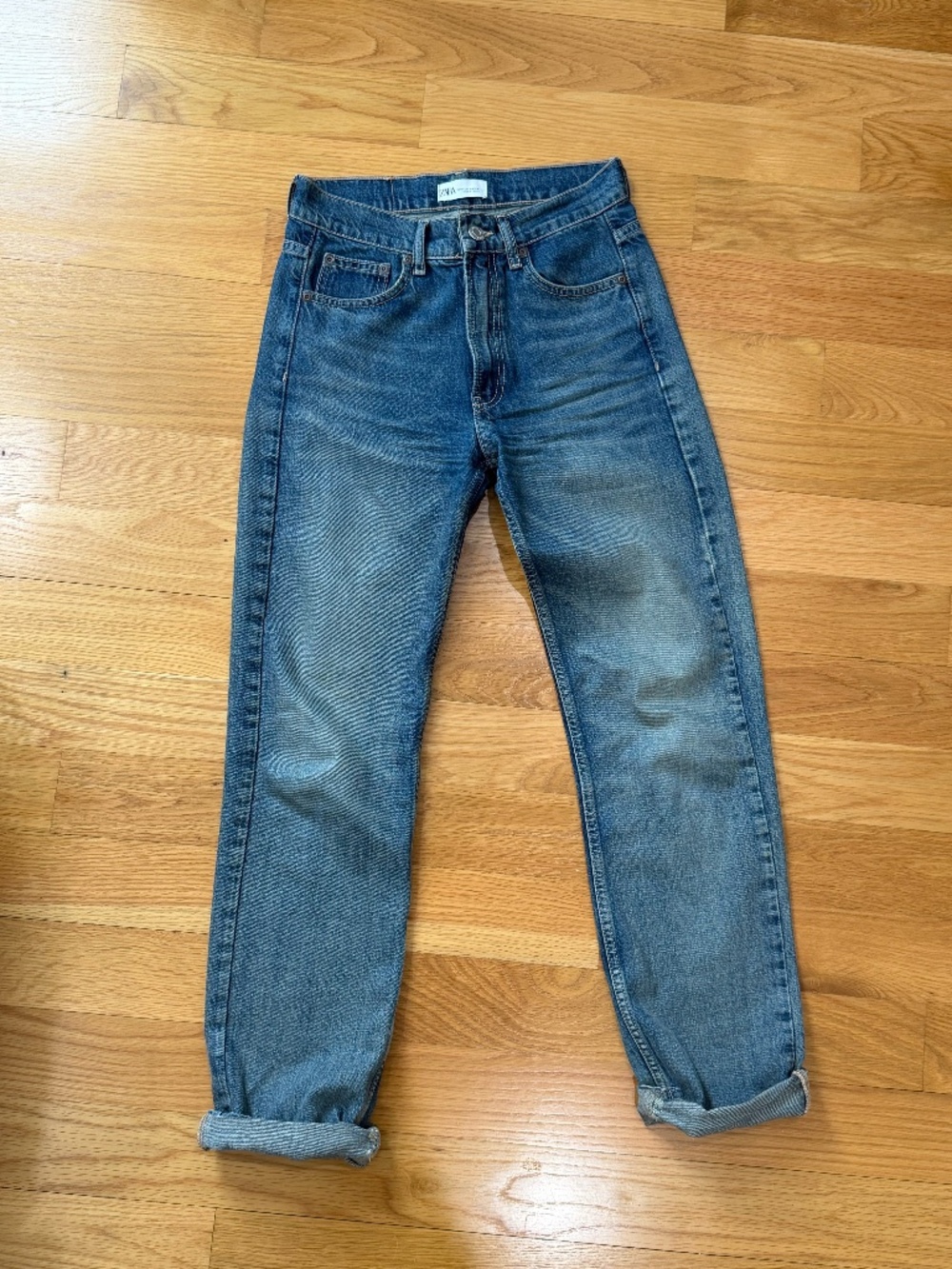 Zara Classic Straight Leg Women's Medium Wash Jeans GUC 02